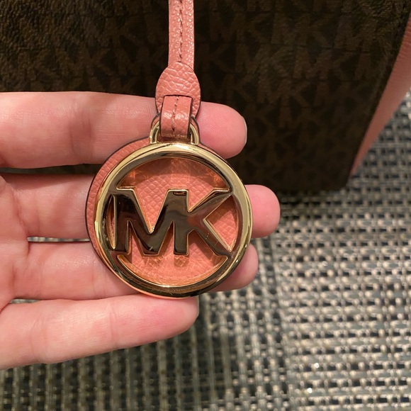 Michael Kors bag - Picture 8 of 8